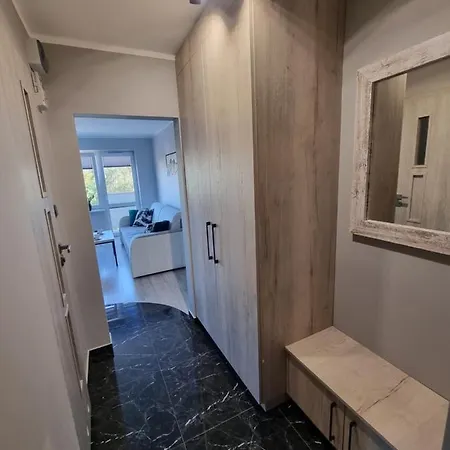 Apartament 66 * 琴斯托霍瓦